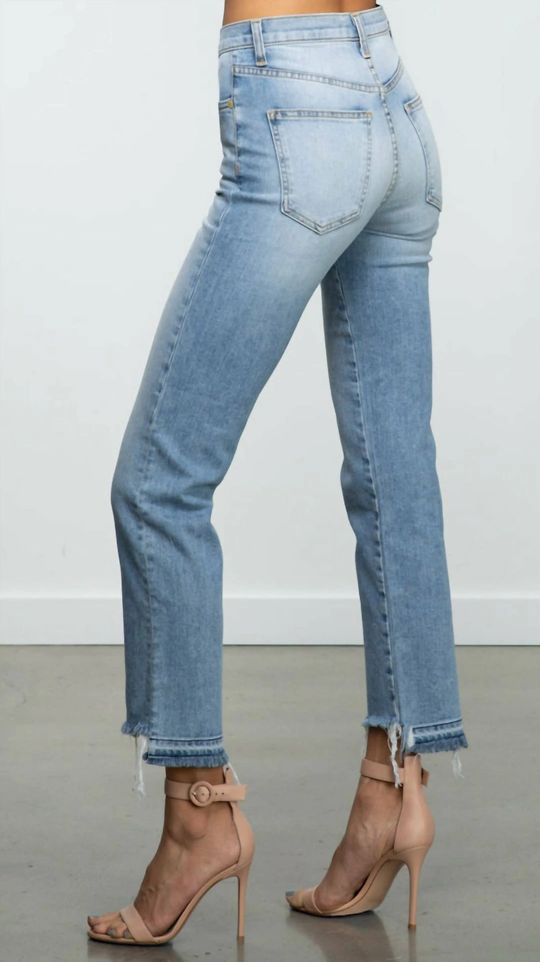 Best reviews of 🥰 Ramy Brook Miranda Straight-Leg Jean in Downtown Wash for 👩 women 🥰 3 Best reviews of 🥰 Ramy Brook Miranda Straight-Leg Jean in Downtown Wash for 👩 women 🥰 - Image 3