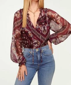 Best Pirce 😀 Ramy Brook Saffron V-Neck Blouse in Diamond Medallion Print for 👩 women 🔥